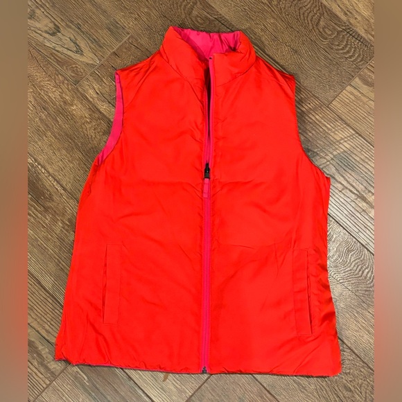 Reversible Puffer Vest, size Medium - Picture 3 of 7